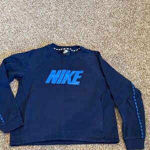 Nike woMen's Navy Sweatershirt with kangaroo pocket 22”
